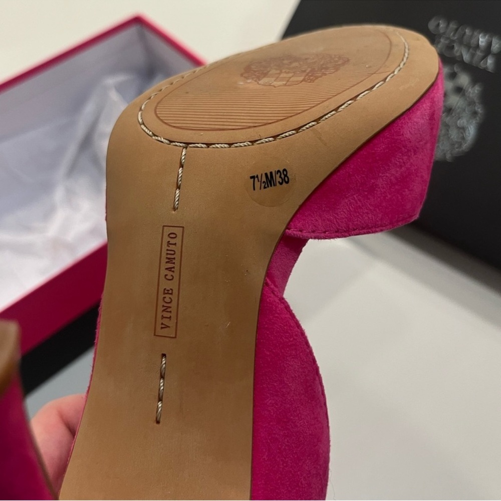 Vince Camuto Heels - Picture 6 of 11